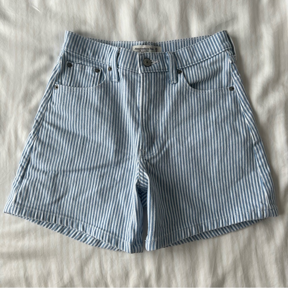 Abercrombie Dad shorts - striped design, size 25